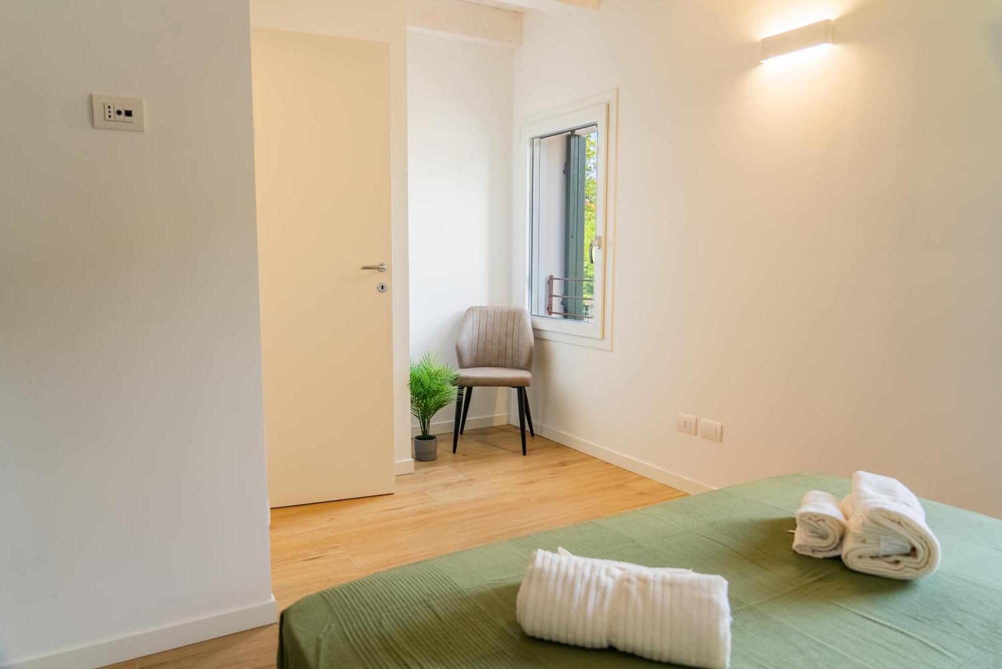 Elegante Appartamento In Centro A Тревизо Экстерьер фото